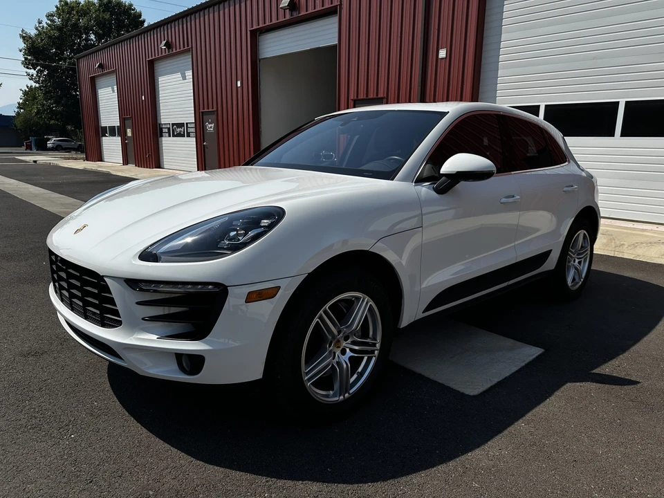 2018 Porsche Macan S - Image 3 of 31