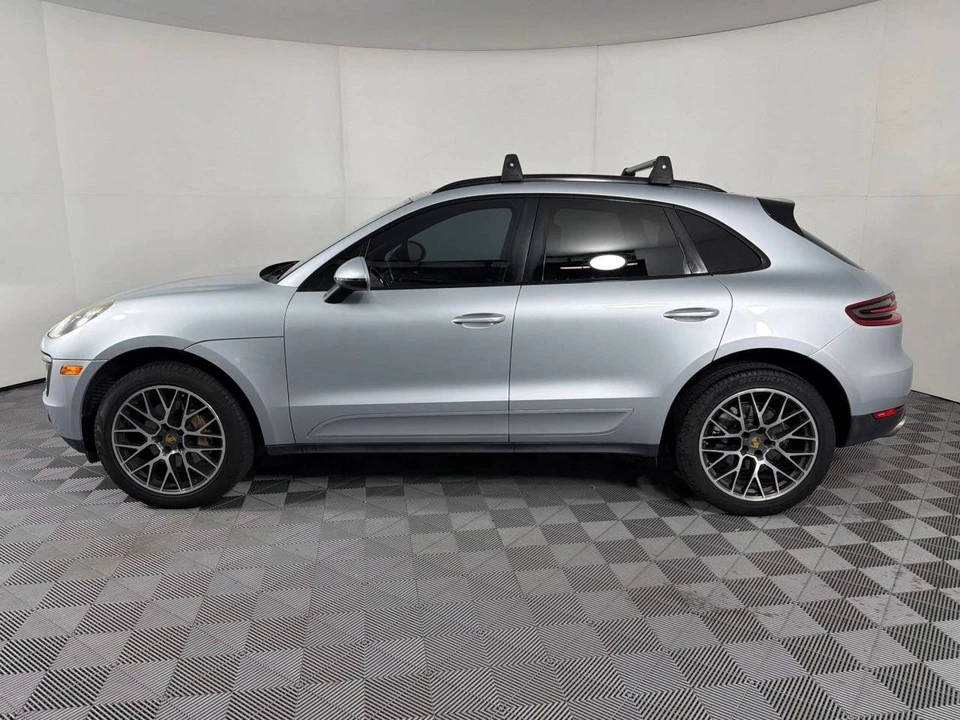 2018 Porsche Macan S - Image 2 of 5