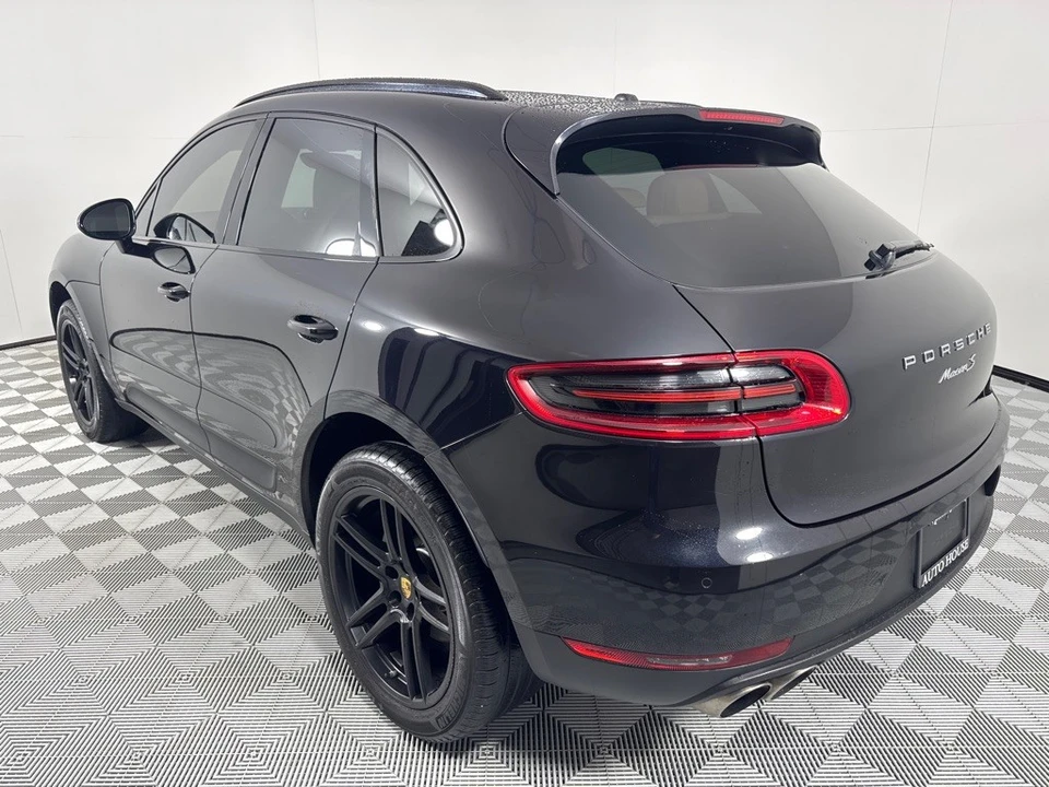 2018 Porsche Macan S - Image 8 of 12