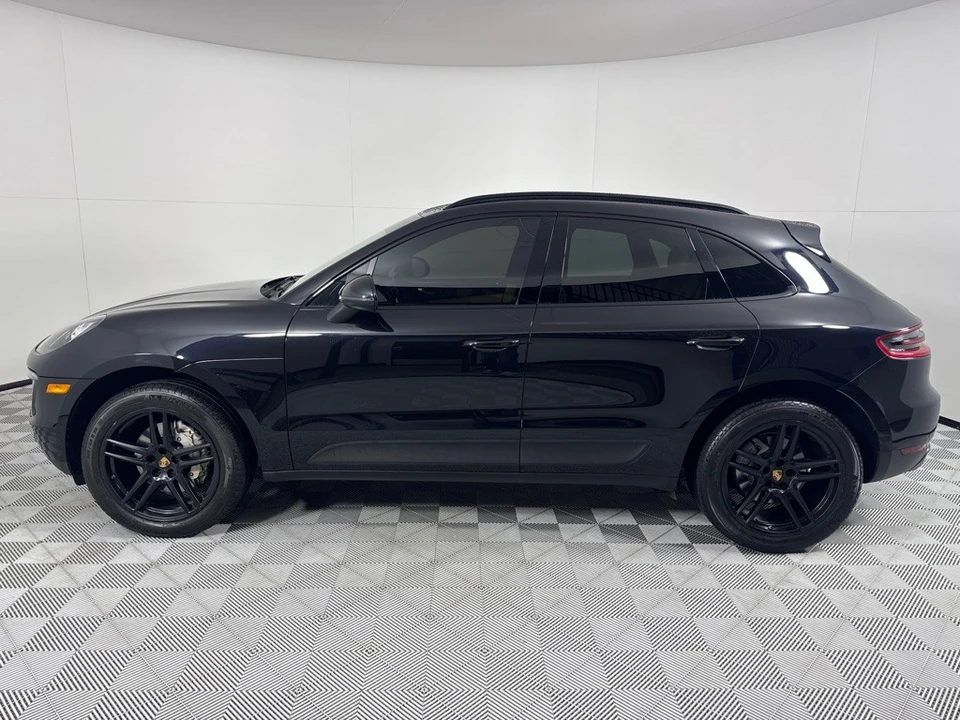 2018 Porsche Macan S - Image 9 of 12