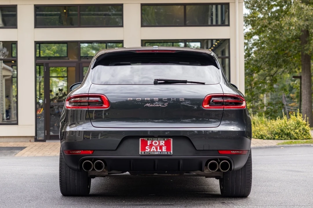 2018 Porsche Macan S - Image 10 of 21