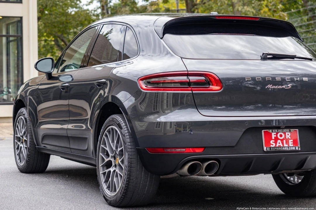 2018 Porsche Macan S - Image 16 of 21