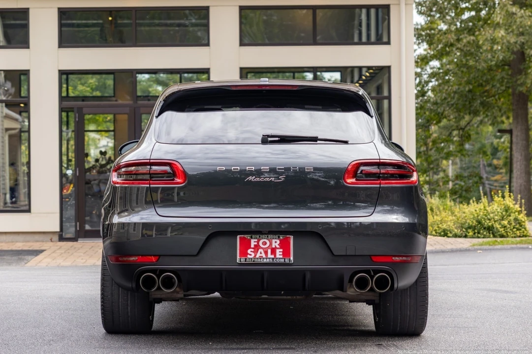 2018 Porsche Macan S - Image 10 of 21
