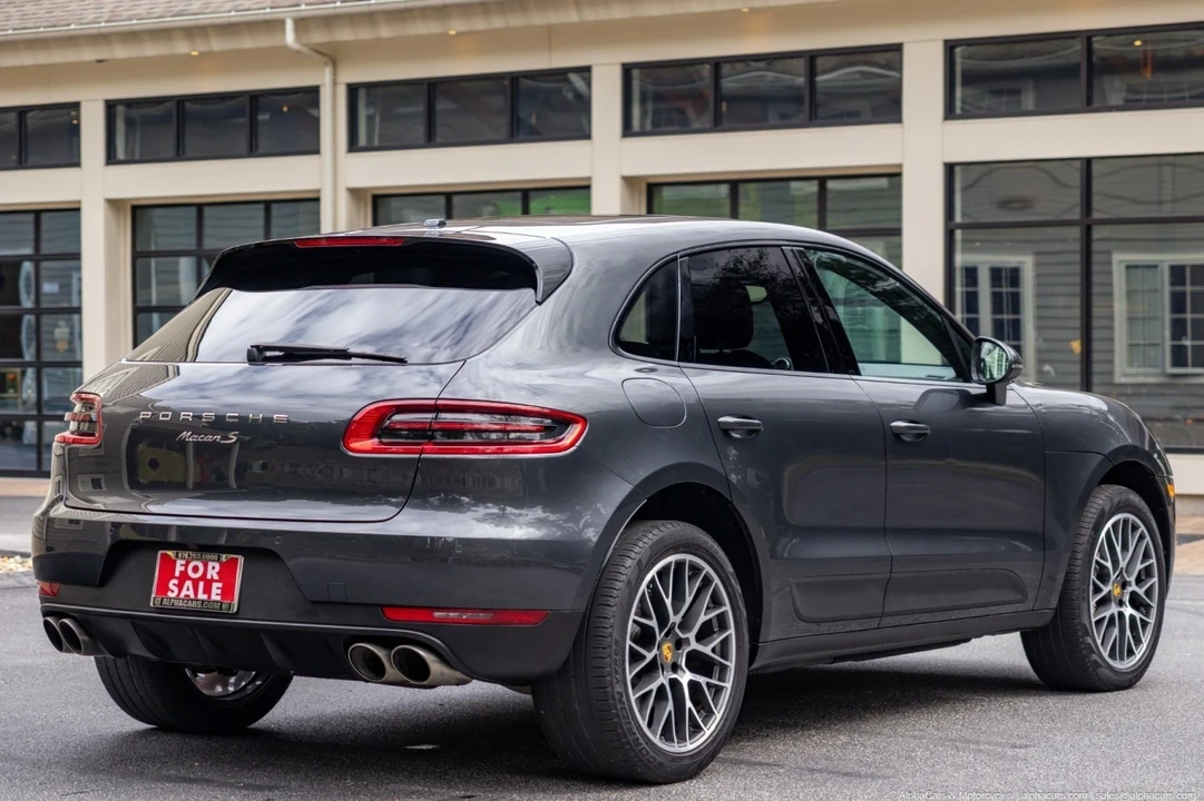 2018 Porsche Macan S - Image 9 of 21