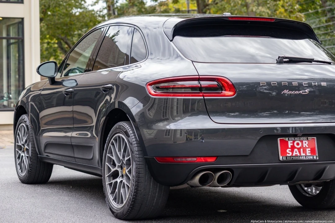 2018 Porsche Macan S - Image 16 of 21