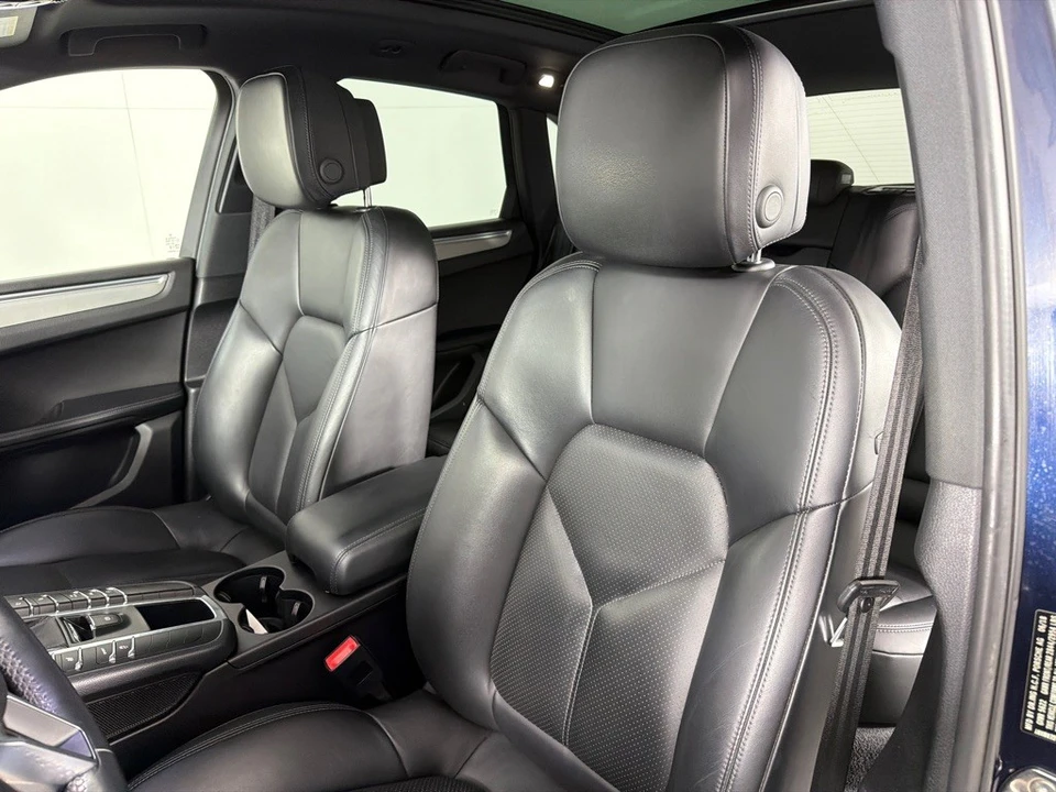 2018 Porsche Macan S - Image 13 of 26