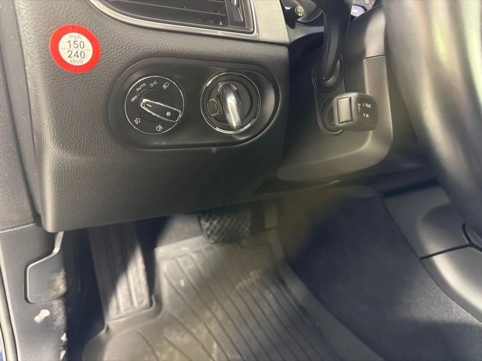 2018 Porsche Macan S - Image 15 of 26