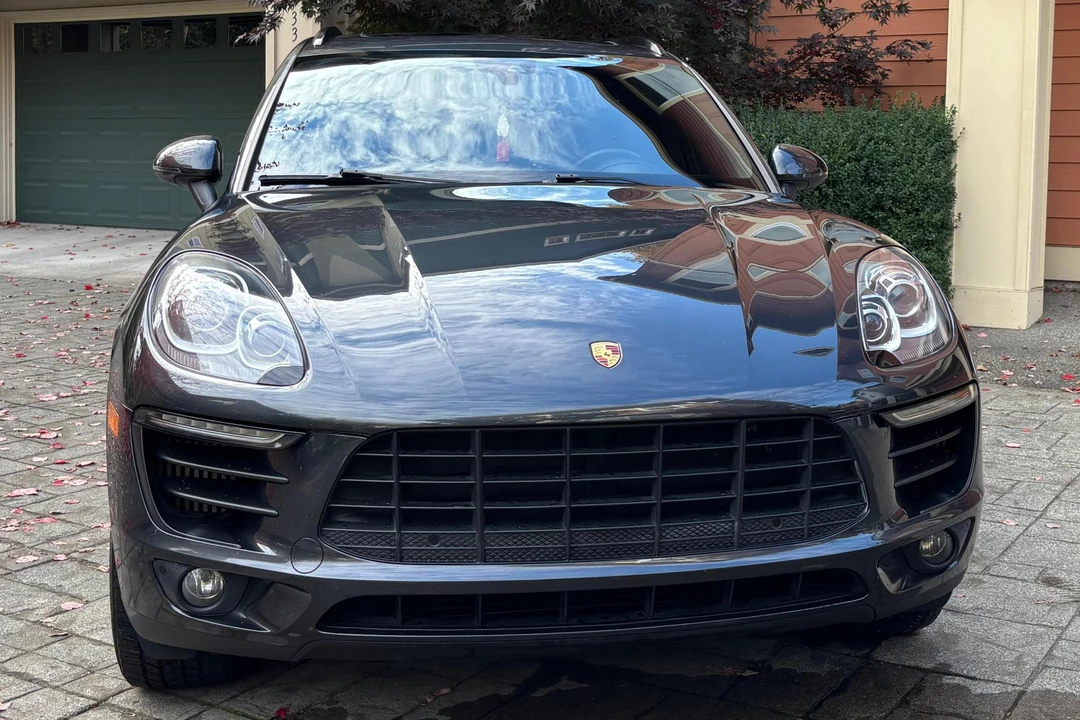 2018 Porsche Macan S - Image 2 of 31