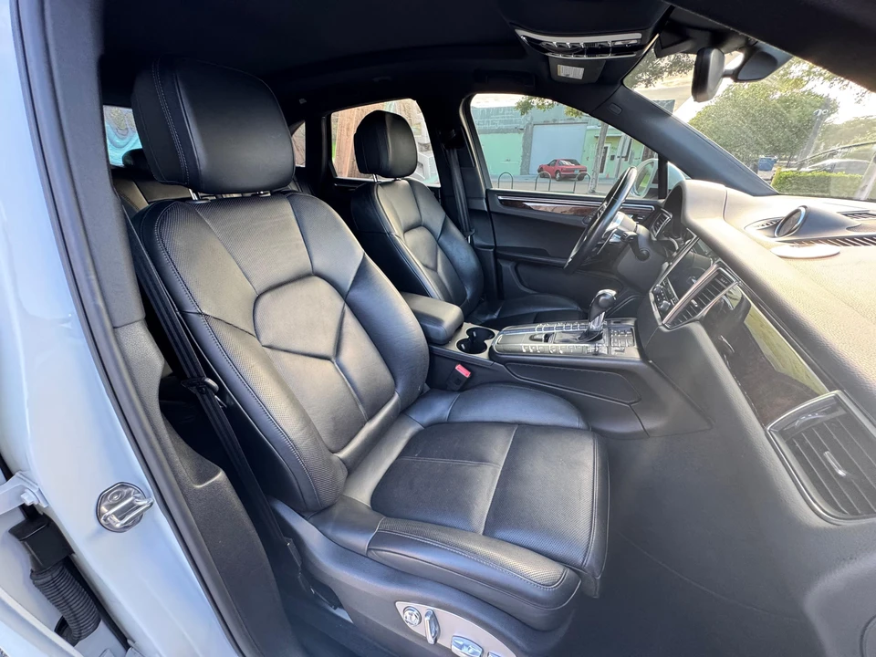 2018 Porsche Macan S - Image 22 of 31
