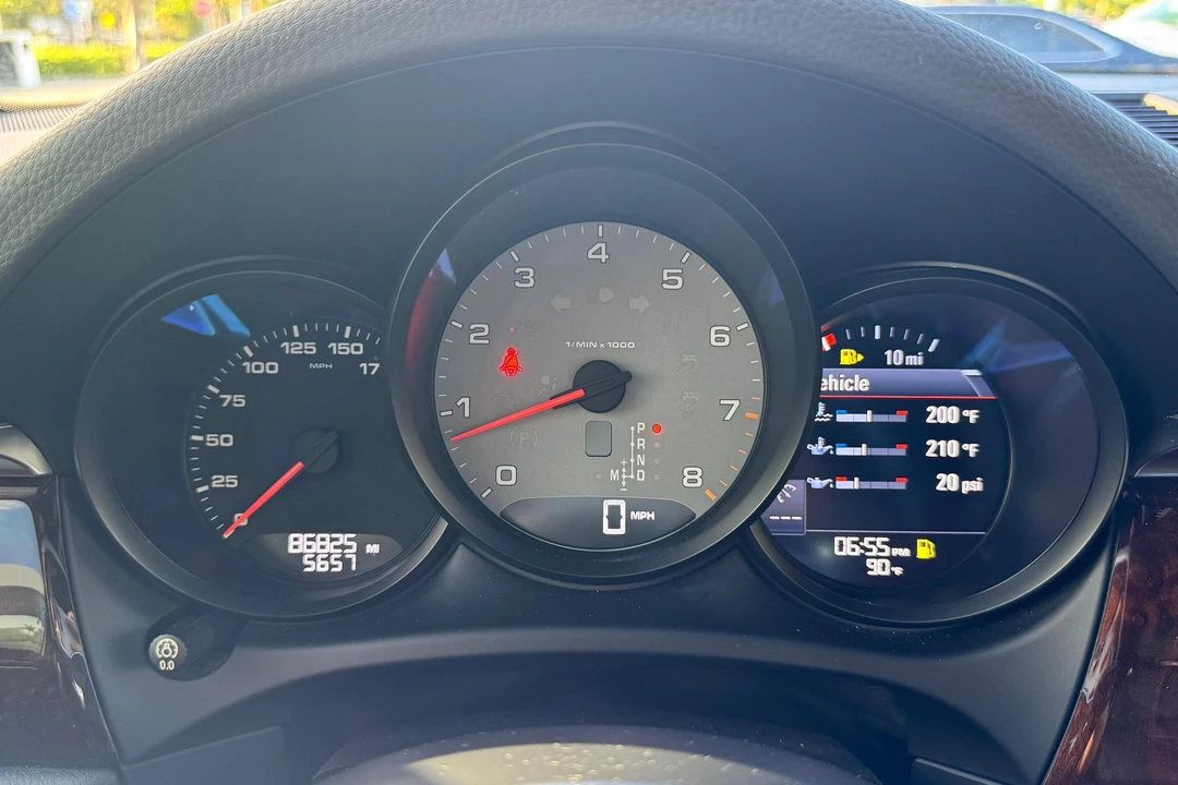 2018 Porsche Macan S - Image 20 of 31