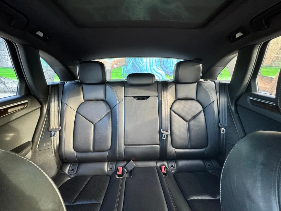 2018 Porsche Macan S - Image 27 of 31