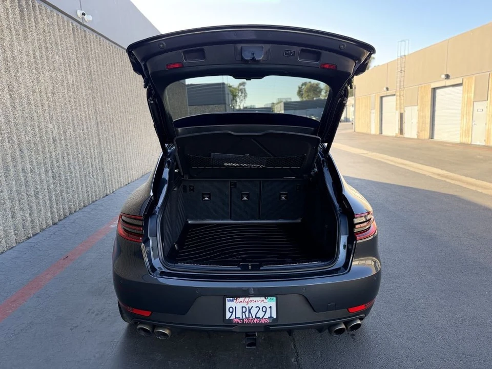 2018 Porsche Macan S - Image 18 of 29