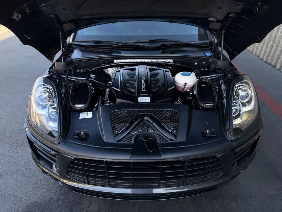 2018 Porsche Macan S - Image 25 of 29
