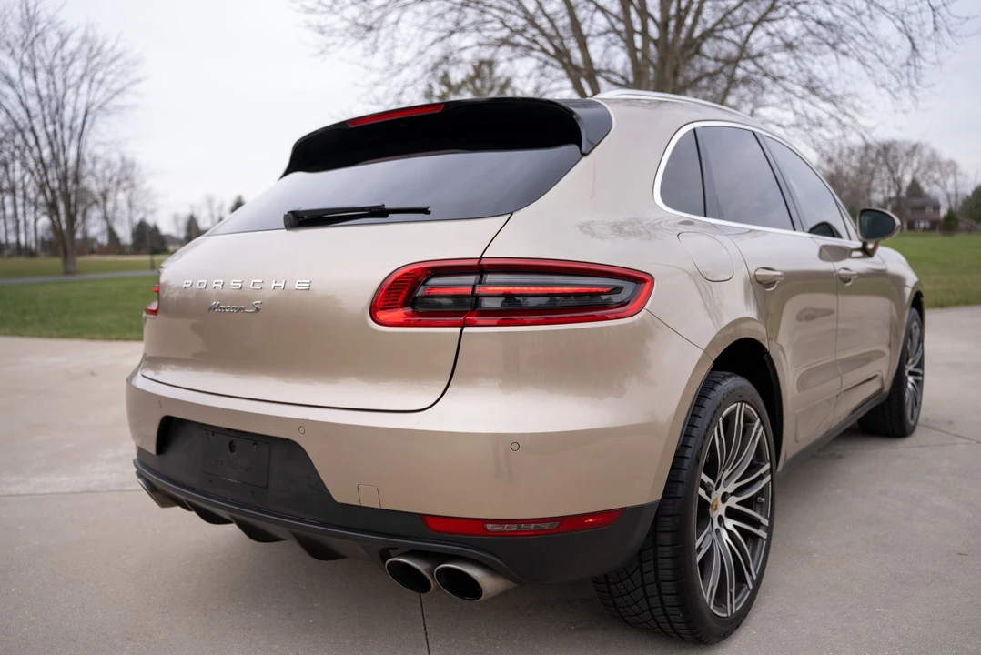 2018 Porsche Macan S - Image 19 of 31