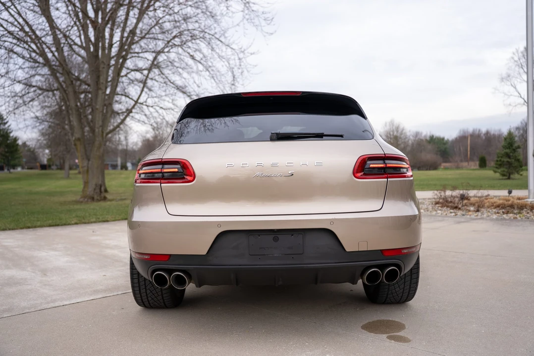 2018 Porsche Macan S - Image 25 of 31