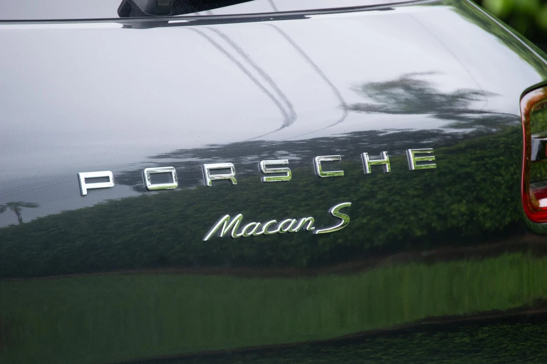 2018 Porsche Macan S - Image 18 of 31