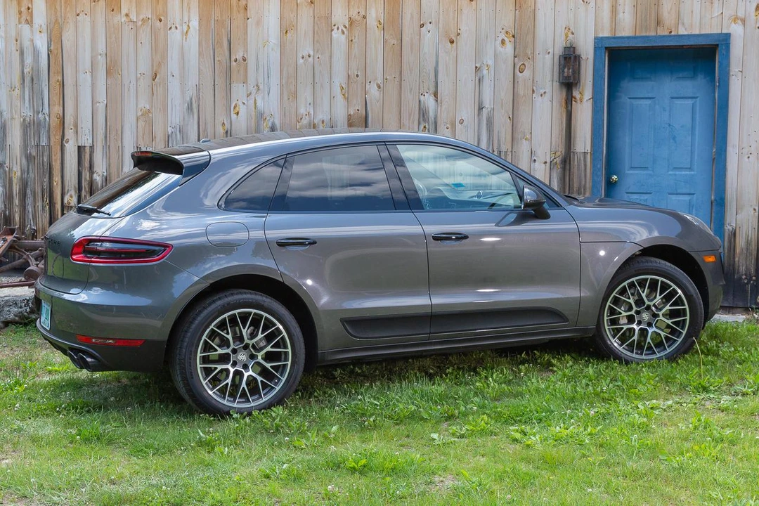 2018 Porsche Macan S - Image 12 of 31