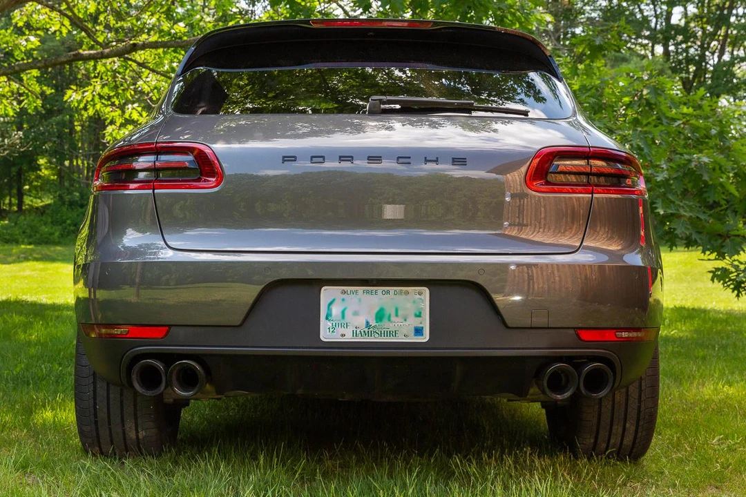 2018 Porsche Macan S - Image 10 of 31