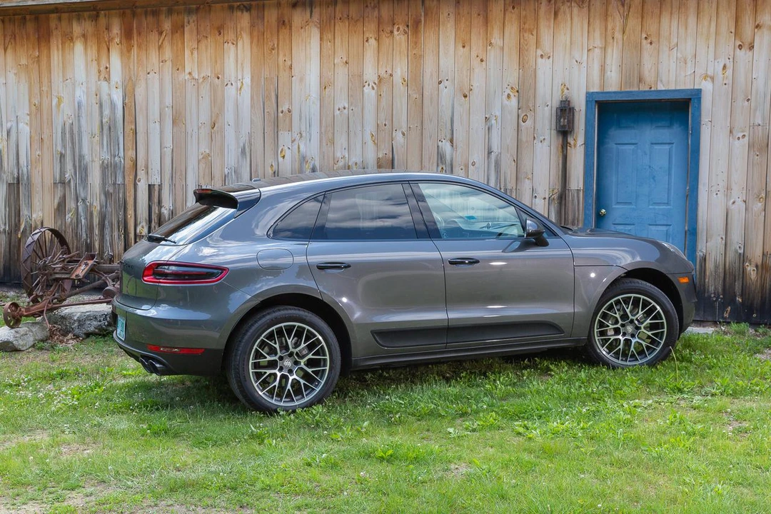2018 Porsche Macan S - Image 11 of 31