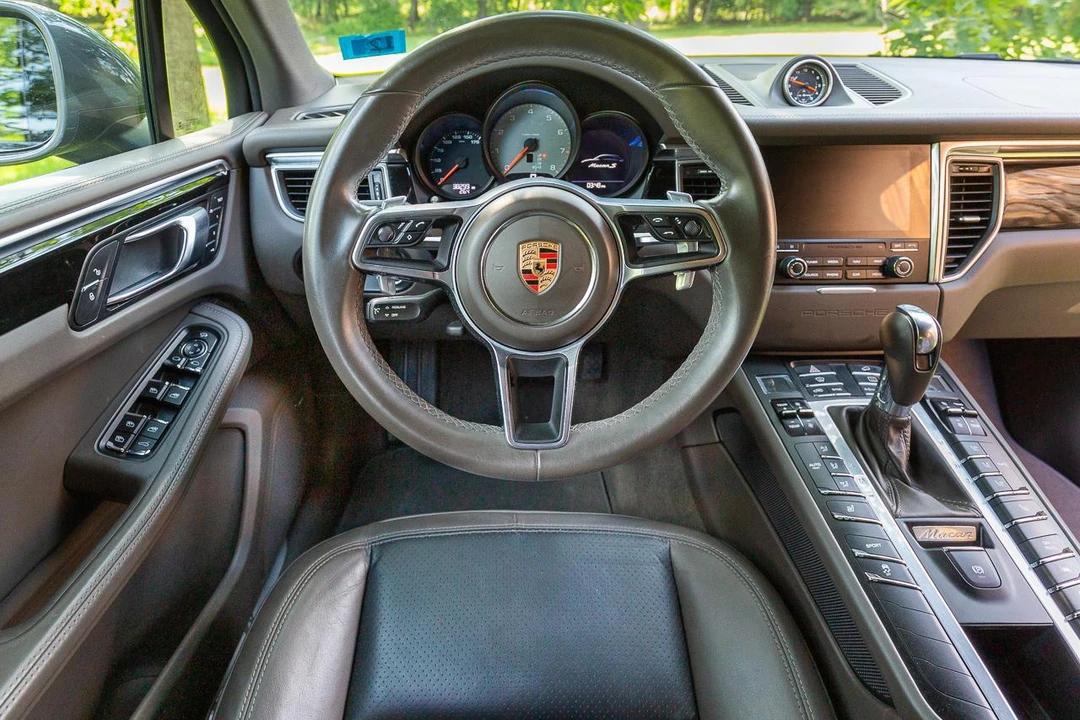 2018 Porsche Macan S - Image 28 of 31
