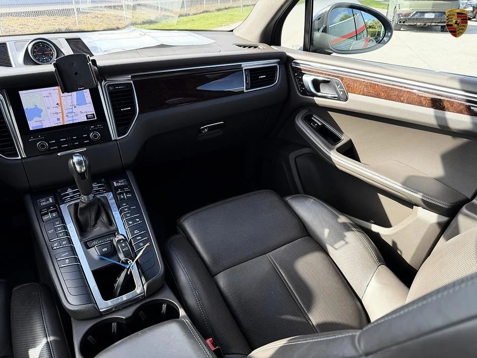 2018 Porsche Macan S - Image 26 of 31