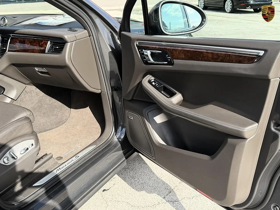 2018 Porsche Macan S - Image 15 of 31
