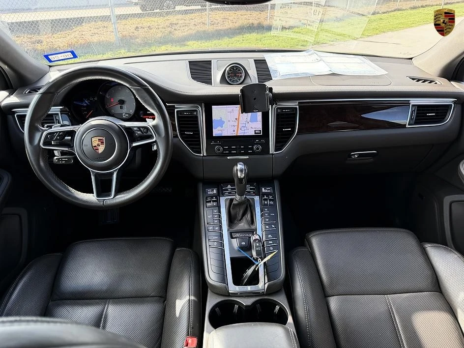 2018 Porsche Macan S - Image 25 of 31