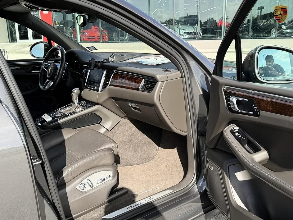 2018 Porsche Macan S - Image 14 of 31