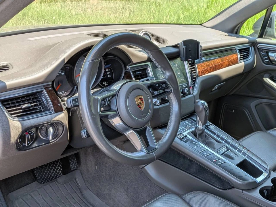 2018 Porsche Macan S - Image 4 of 5