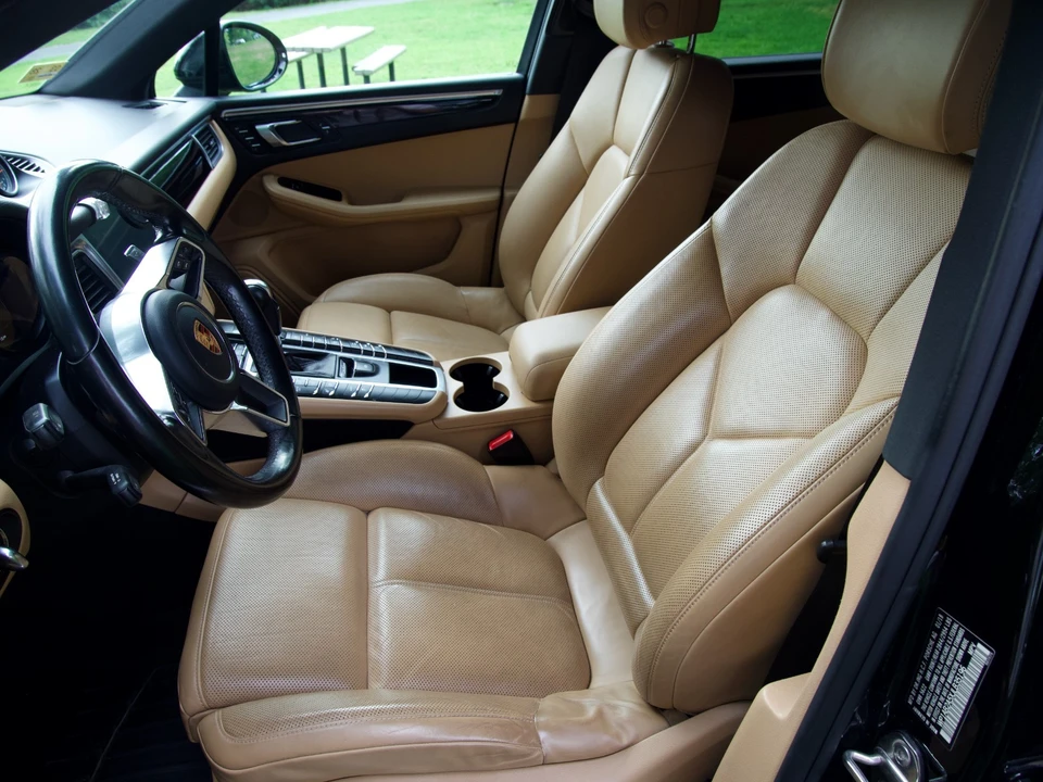 2018 Porsche Macan S - Image 18 of 23