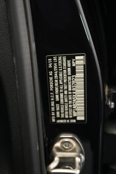 2018 Porsche Macan S - Image 23 of 31