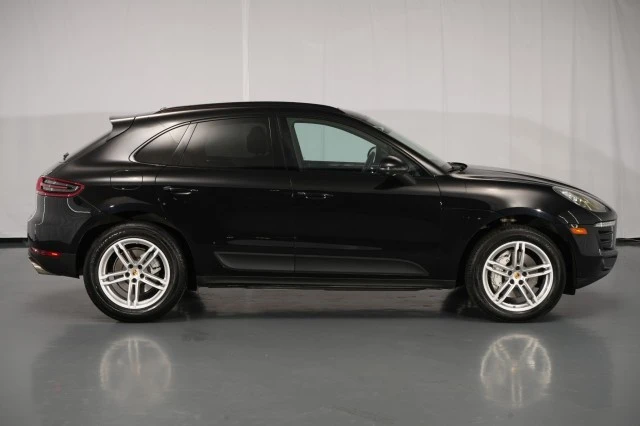 2018 Porsche Macan S - Image 9 of 31