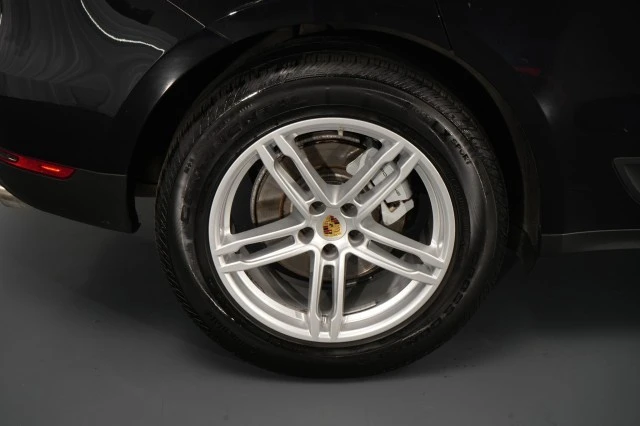2018 Porsche Macan S - Image 21 of 31