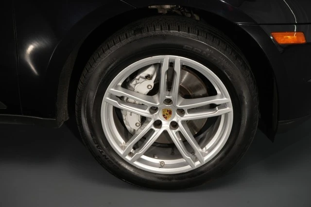 2018 Porsche Macan S - Image 22 of 31