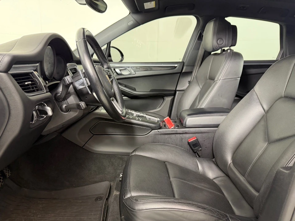 2018 Porsche Macan S - Image 10 of 22