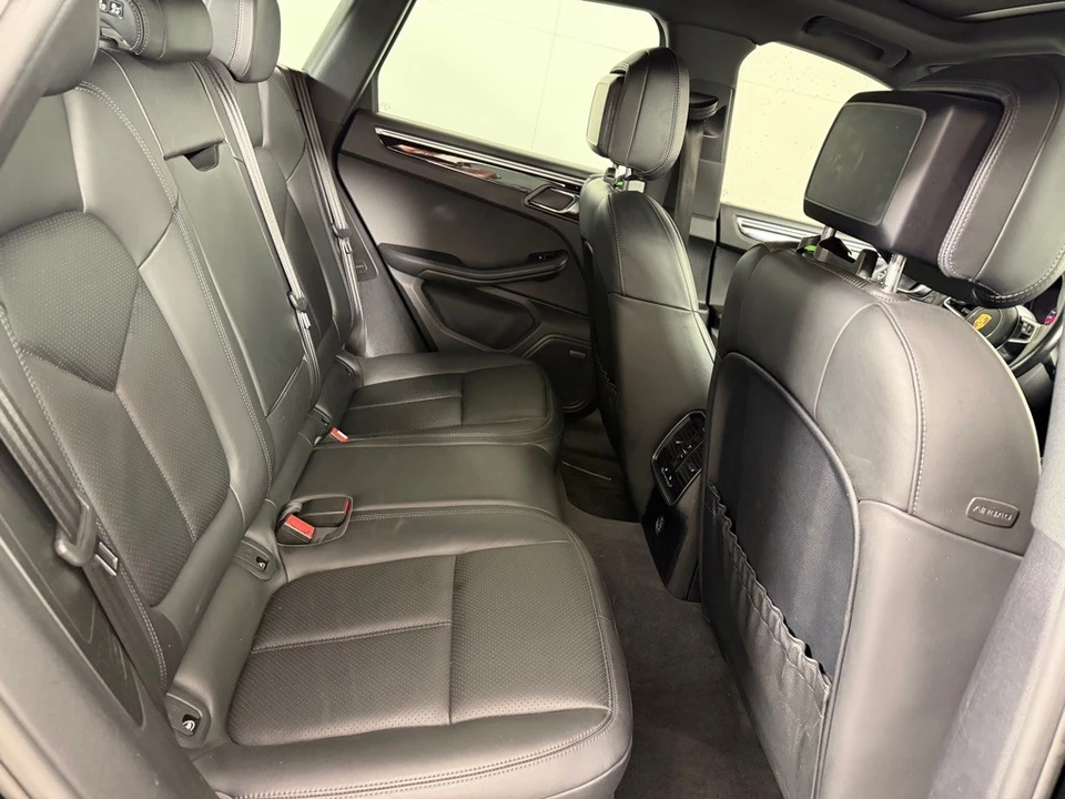 2018 Porsche Macan S - Image 20 of 22