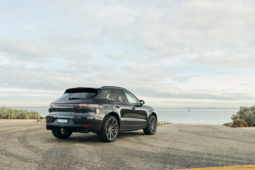 2019 Porsche Macan S - Image 12 of 31