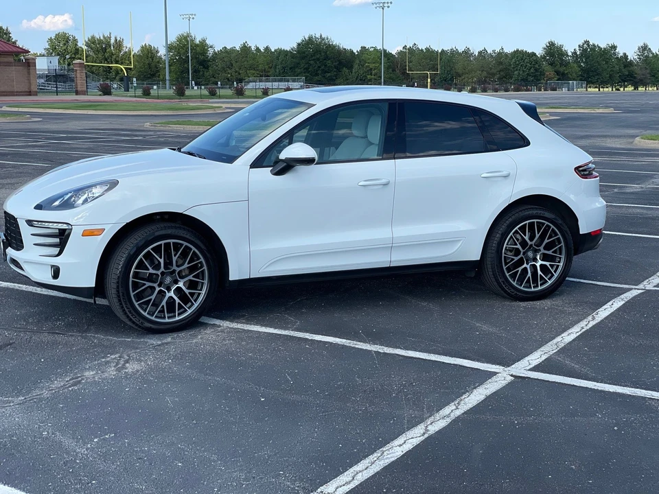 2018 Porsche Macan S - Image 2 of 13