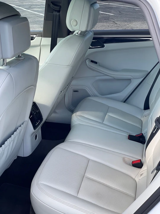 2018 Porsche Macan S - Image 7 of 13