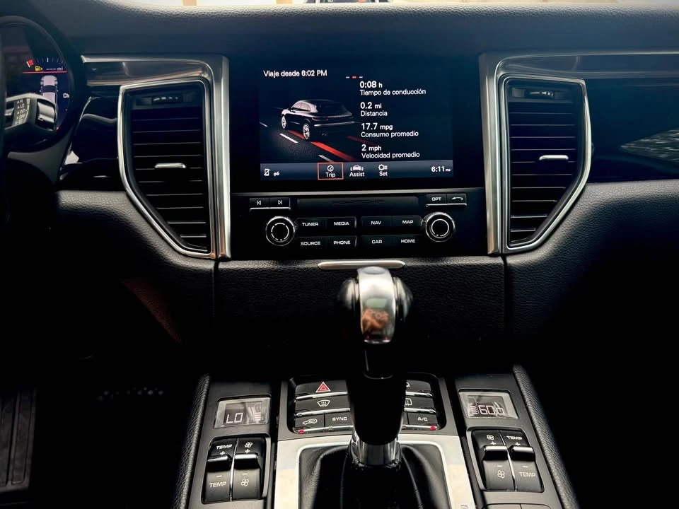 2018 Porsche Macan S - Image 14 of 20