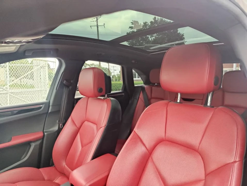 2018 Porsche Macan S - Image 12 of 20