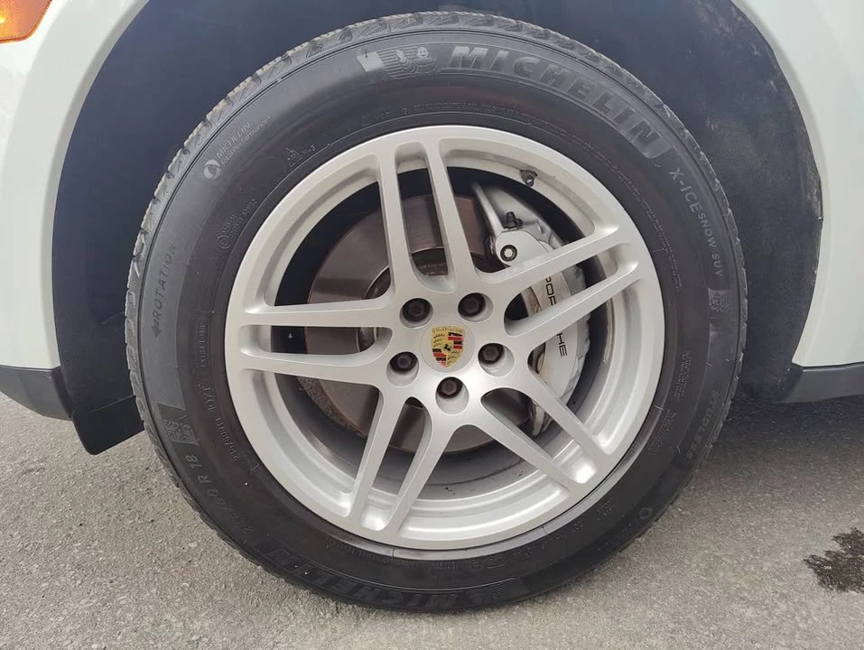 2018 Porsche Macan S - Image 11 of 20