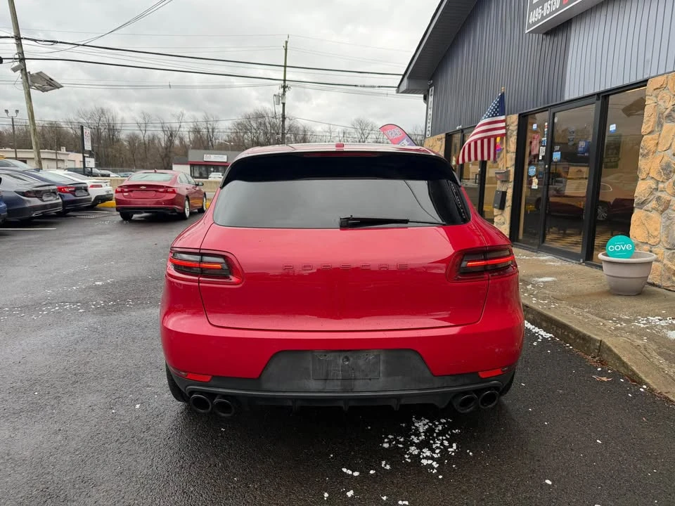 2018 Porsche Macan - Image 2 of 15