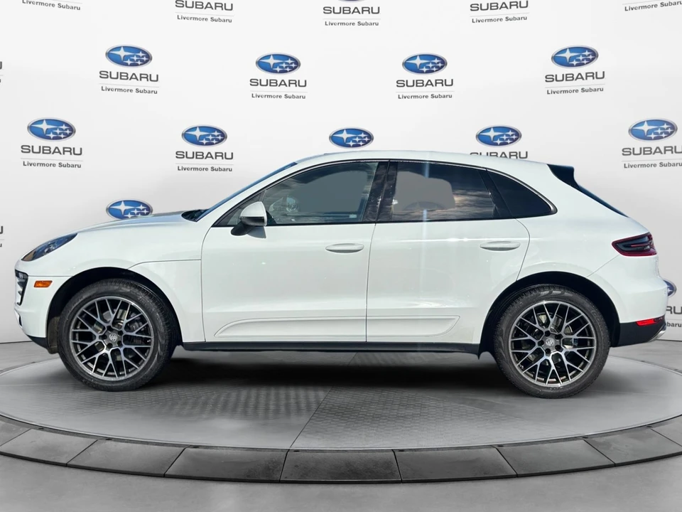 2018 Porsche Macan - Image 3 of 4