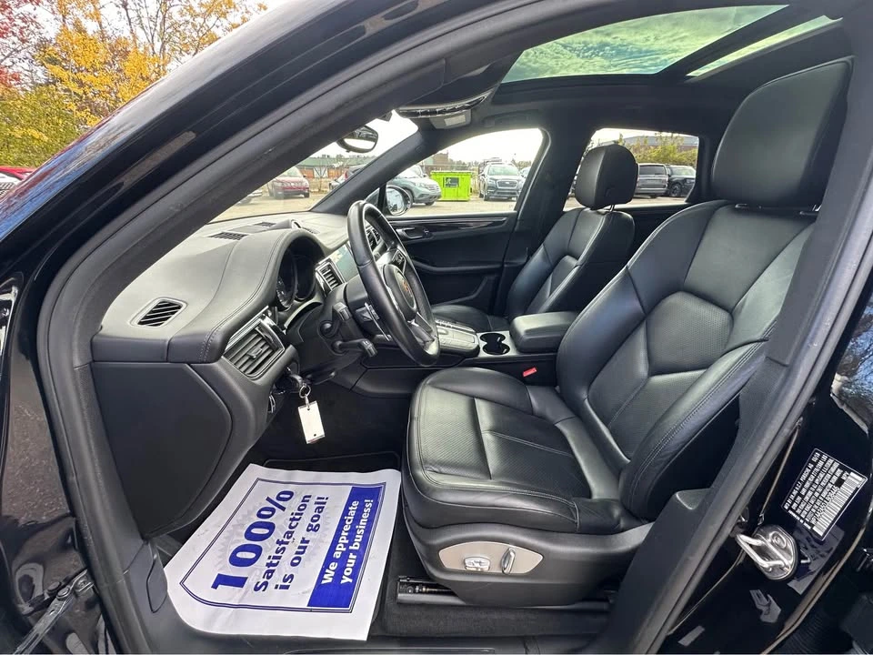 2018 Porsche Macan - Image 10 of 20