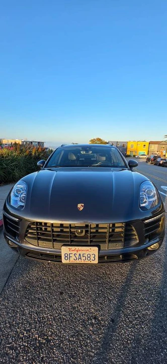 2018 Porsche Macan - Image 19 of 24