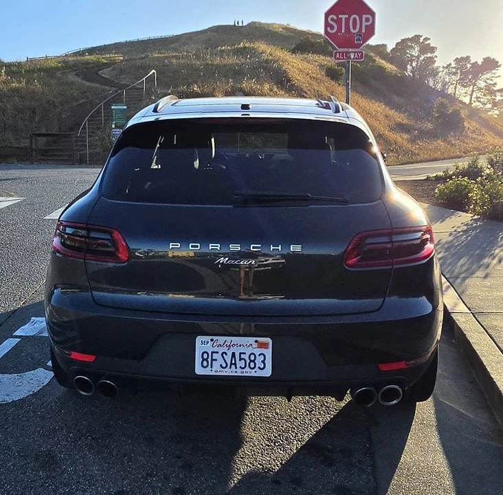 2018 Porsche Macan - Image 5 of 24