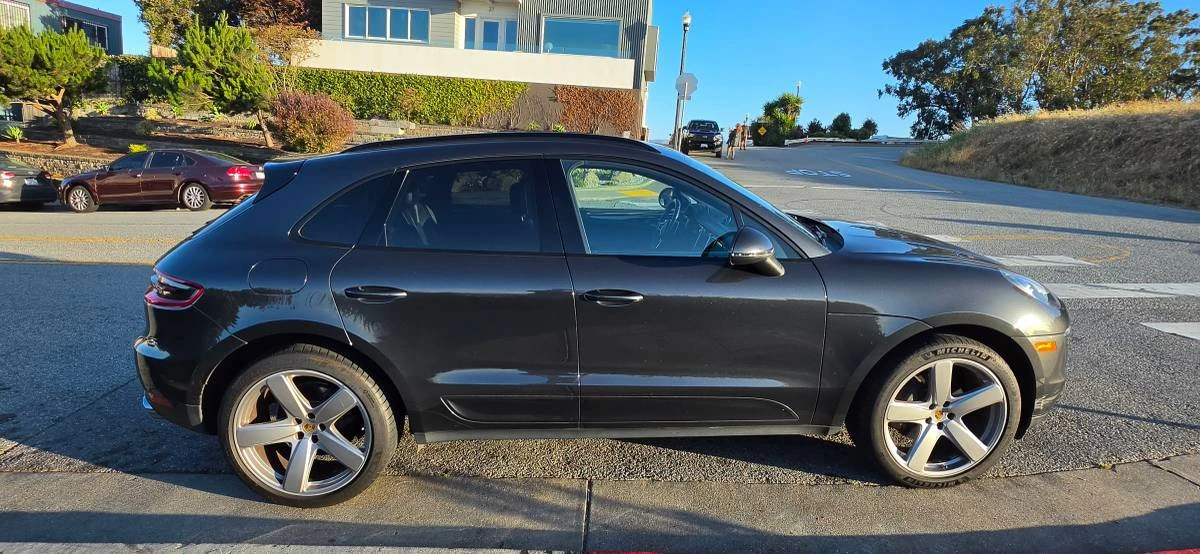 2018 Porsche Macan - Image 4 of 24