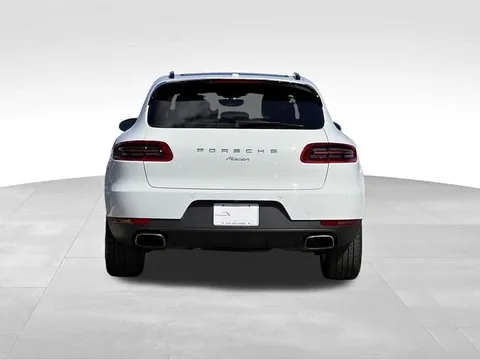 2018 Porsche Macan Sport Edition