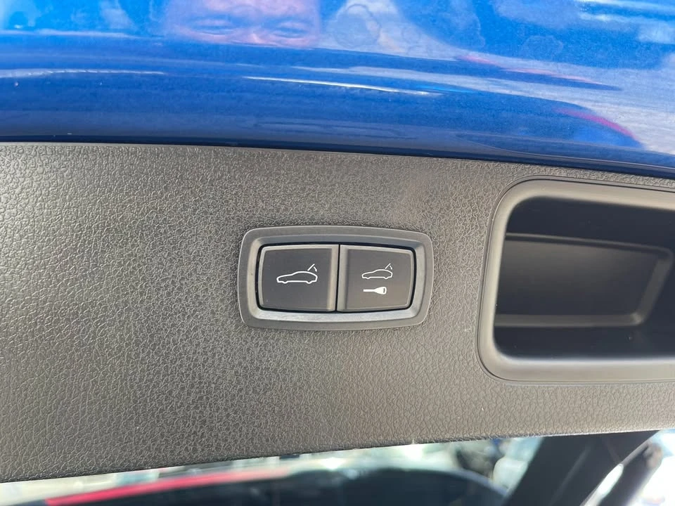 2018 Porsche Macan - Image 10 of 20